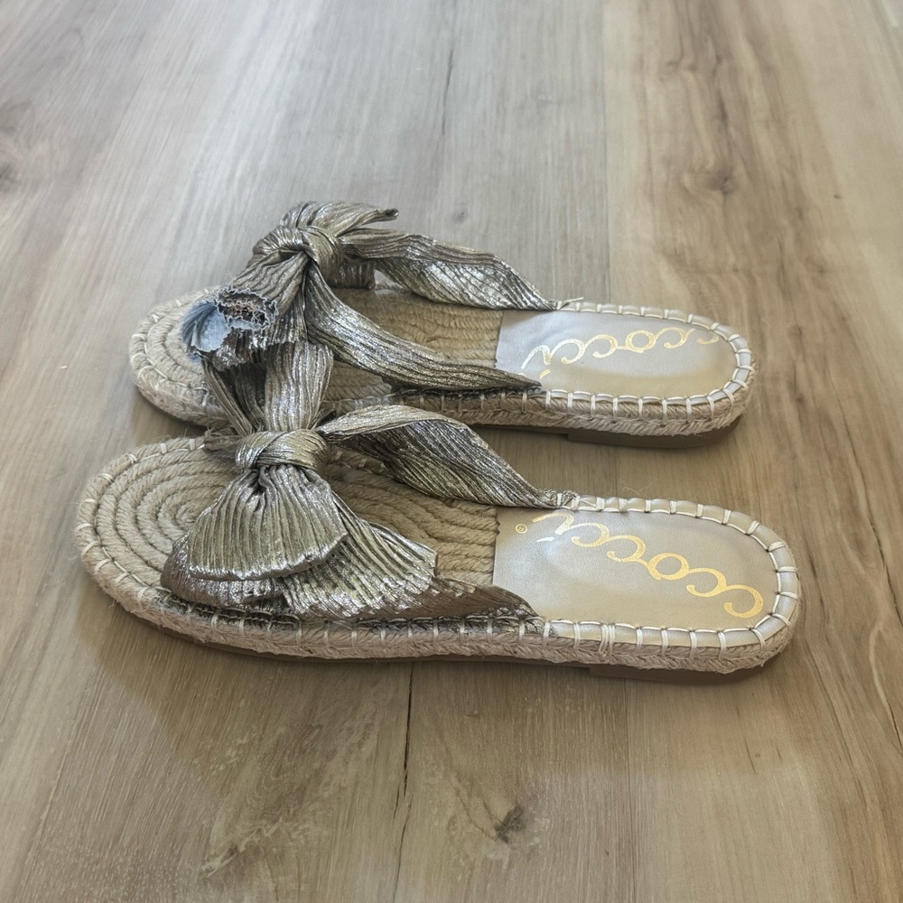 Coconuts by Matisse Silver Espadrille Sandals